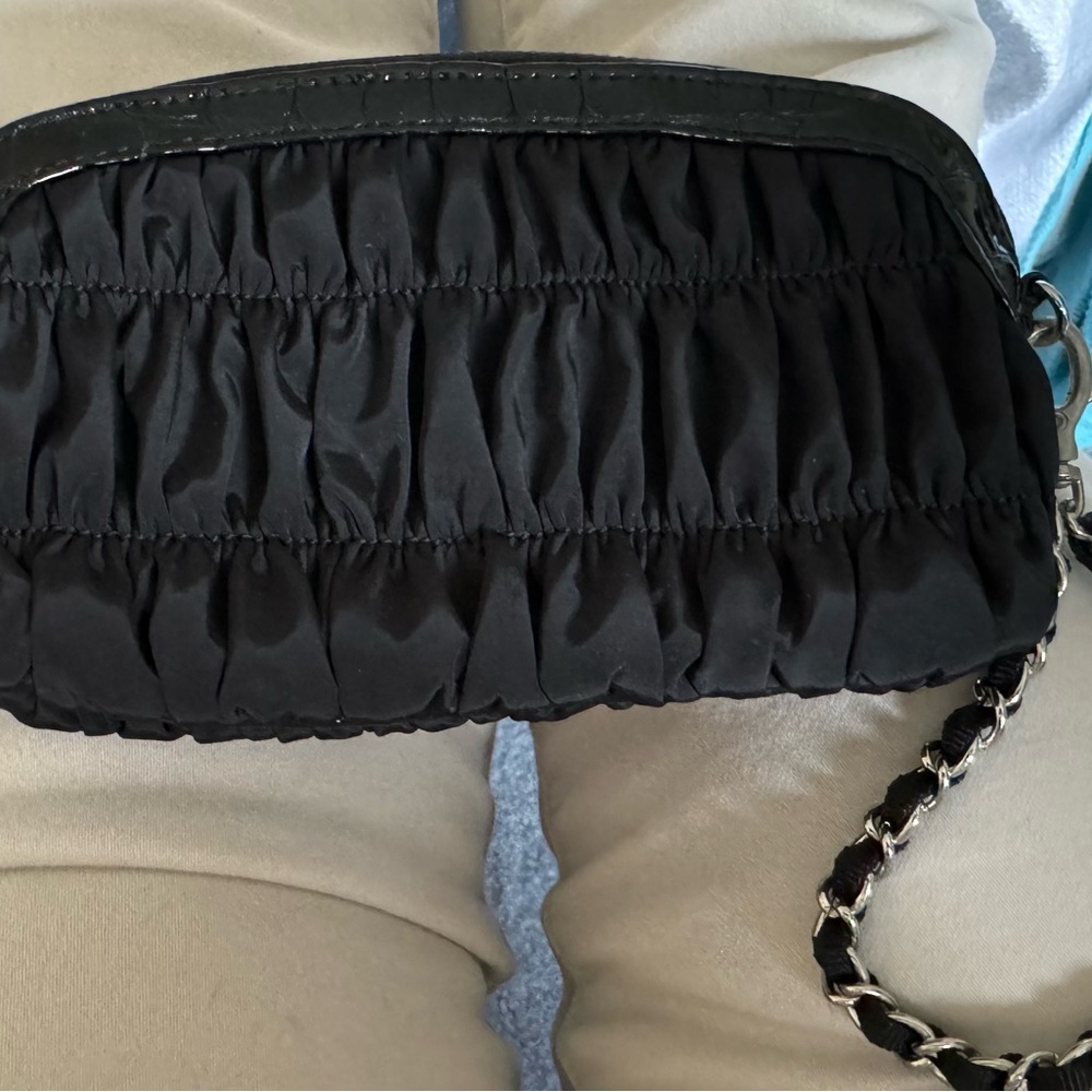 Brighton Black tuffted wristlet